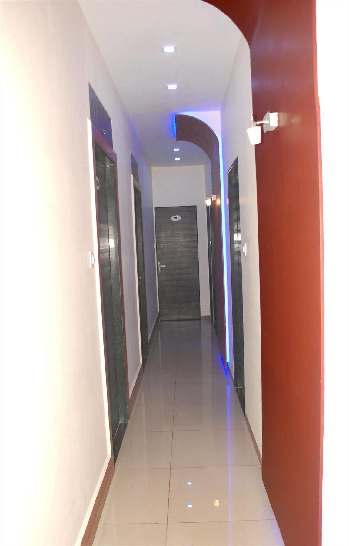 Fabexpress Adore Inn - Nr Mumbai International Airport Extérieur photo